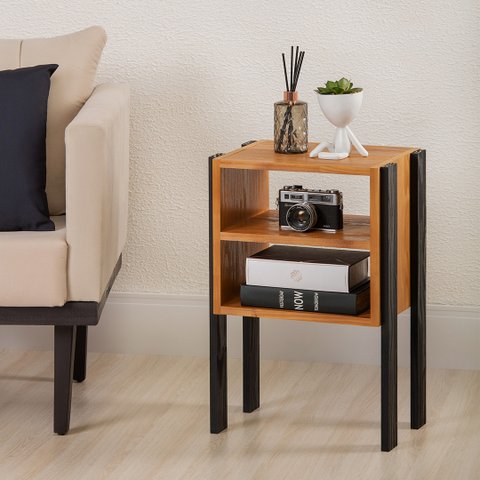 Mesa de Cabeceira Natural & Colors 3 Prateleiras Pé Vertical