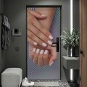 Ver imagem 1 de Adesivo Para Porta Manicure Mãos Com Unhas Feitas- 73X210Cm