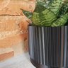 Vaso de planta - com prato - Linhas G - Preto - 3