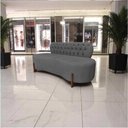 Ver mais imagens de Sofá 3 Lugares Orgânico Curvo Tókio 180cm Couro Cinza