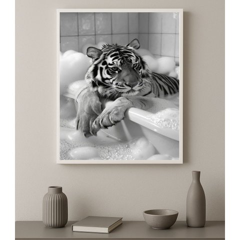 Quadro Banheiro Fotografia Tigre na Banheira 33x24cm:moldura Branca