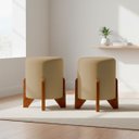 Ver imagem 1 de Kit 2 Puffs Decorativos Eloah Redondo Assento Extra para Sala Quarto Suede Pufe com Pés de Madeira