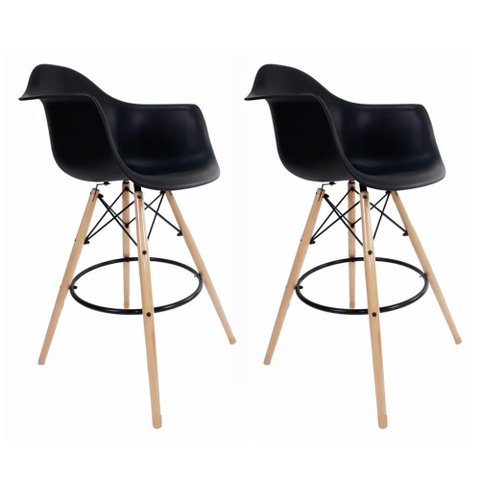 Conjunto com 2 Banquetas Eames com Braços Preta - Base de Madeira Natural
