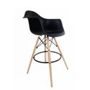 Ver imagem 2 de Conjunto com 2 Banquetas Eames com Braços Preta - Base de Madeira Natural