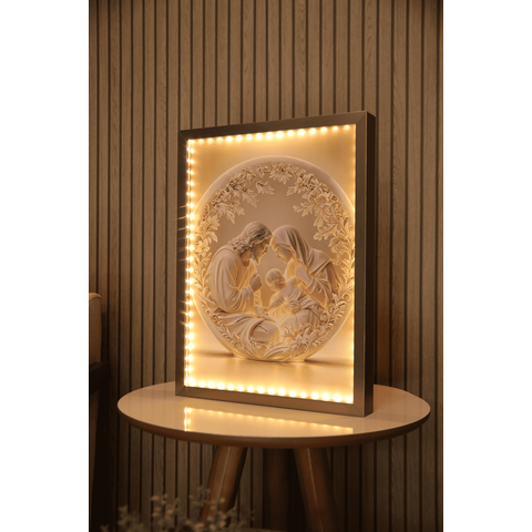 Quadro Decorativo Iluminado Sagrada Família 40x30cm Led Moldura Prata Vidro