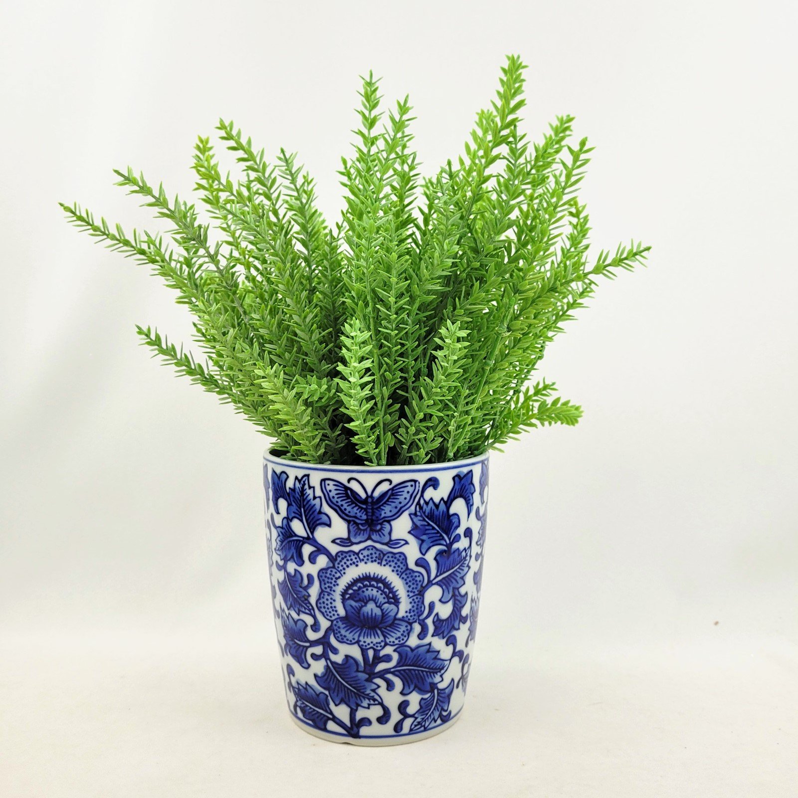 Vaso Azul E Branco 15X12cm Flores E Borboletas Porcelana - 5