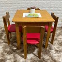 Ver imagem 1 de Conjunto Infantil Mesa com 4 Cadeirinhas Estofadas Cor:vermelha