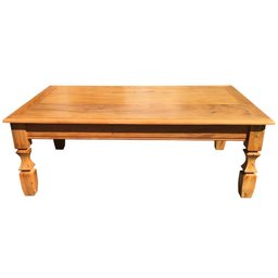 Mesa de Centro Artesanal Em Madeira Rústica Com Pés Esculpidos Libertas Rosas Artesanato - 4