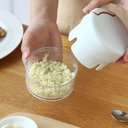 Ver imagem 2 de Mini Triturador Manual De Alho Alimento Utensilio Cozinha