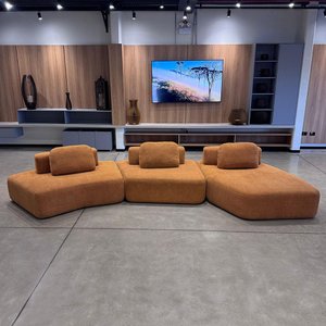 Sofá Ilha Sala de Estar 2 Módulos e Chaise Dakota Encosto Almofadas Soltas Bouclê Rústico Terracota