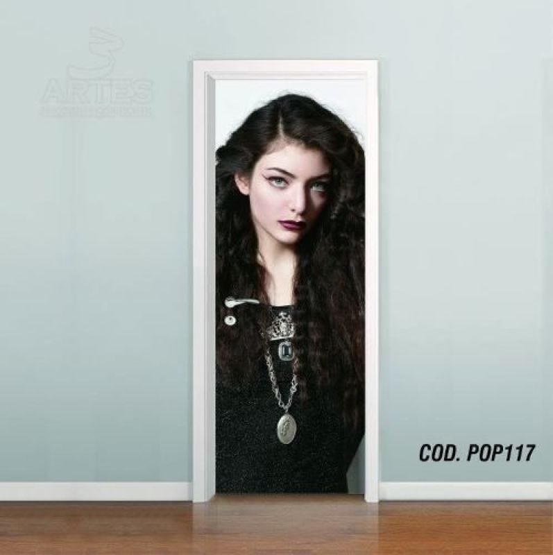 Adesivo De Porta Lorde Royals #04 - 0,60x2,10m - 1