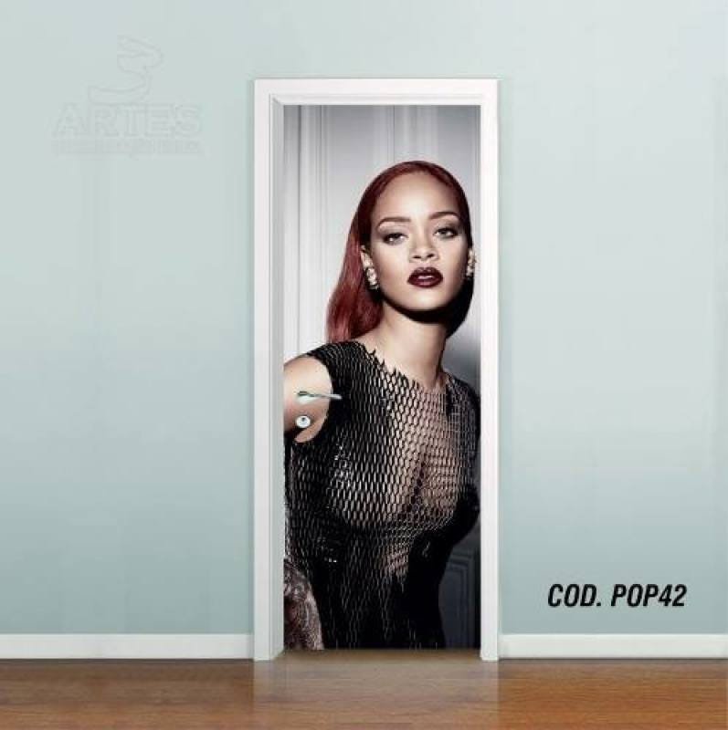 Adesivo De Porta Rihanna #04 - 0,80x2,10m - 1