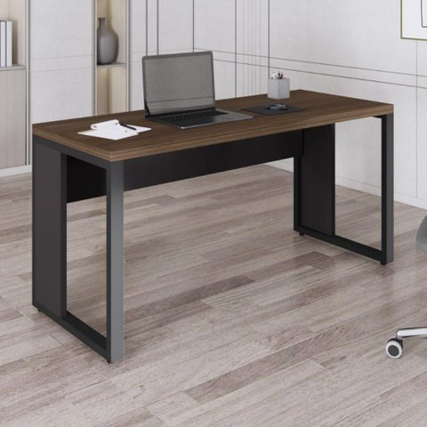 Escrivaninha Home Office 150 cm Design Corporativo Pés Metal F5 Office Cor:Málaga com Preto