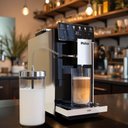 Ver imagem 6 de Cafeteira Expresso Philco PCF03A com Moedor 20 Bar Reservatório 1,2L Preto 220V