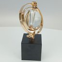 Ver imagem 4 de Escultura Decorativa de Metal Dourado 23x15x15cm Estátua Enfeite Sala Estante