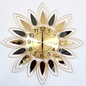 Relógio De Parede Dourado Folhas Espelhadas Metal 60x60
