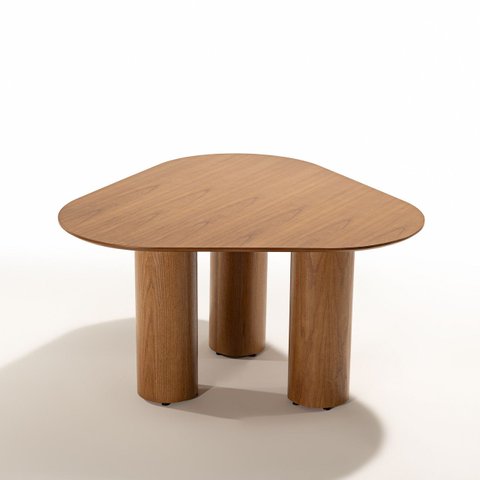 Mesa de Jantar 6 Lugares Orgânica 140cm Aura Madeira Maçica Tampo Laminado em Cinamomo Cor Imbuia
