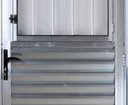 Ver imagem 2 de Porta de Aluminio Postigo Esquerda Linha Premium:2,10 X 0,70/brilhante
