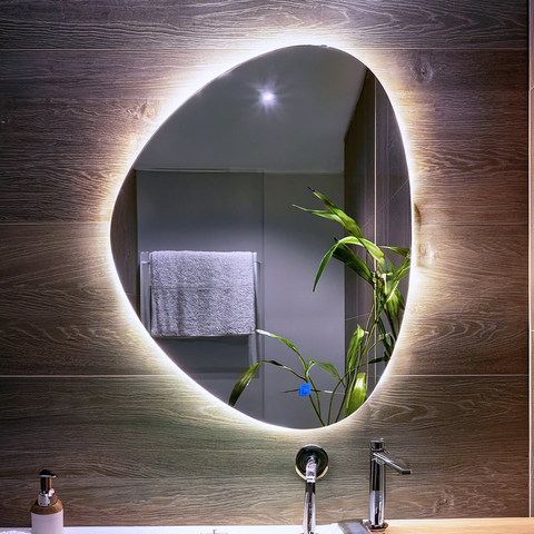 Espelho Orgânico com Led e Sensor Touch Branco Frio - 6000k 72,5 X 58,0 Cm