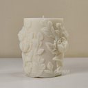 Ver imagem 6 de Vela Decorativa Cilíndrica Jardim de Rosas Esculpidas 240g