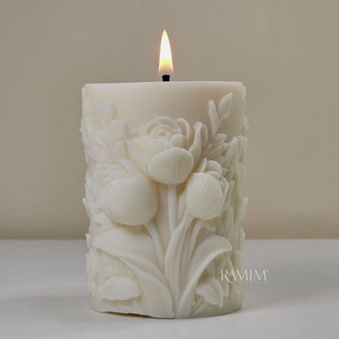 Vela Decorativa Cilíndrica Jardim de Rosas Esculpidas 240g