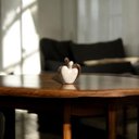 Ver imagem 5 de Escultura de Mesa Marrom e Bege para Decoração de Sala Romance Petra