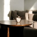 Ver imagem 7 de Escultura de Mesa Marrom e Bege para Decoração de Sala Romance Petra