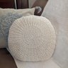 Almofada Redonda Crochê Estilo Boho - 1