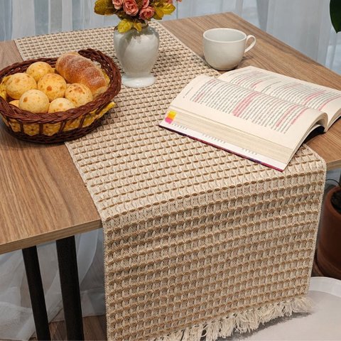 Caminho de Mesa Nobre Algodão Caramelo Cru 33 x 150