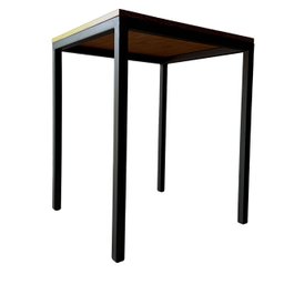 Mesa de Jantar Quadrada para 4 Lugares Modelo Industrial Pés Tradicionais Preto e Castanheira - 7