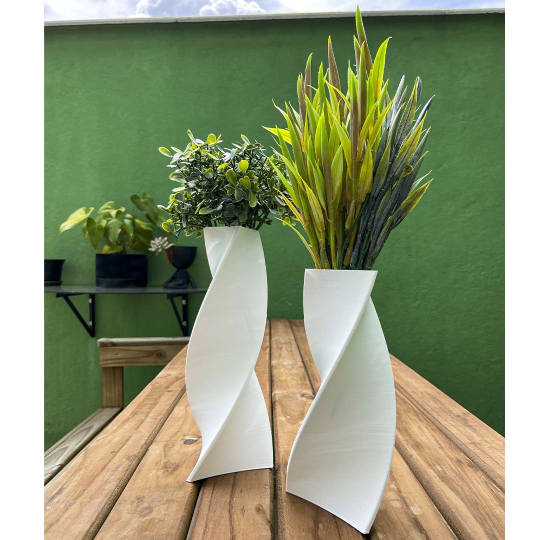 Kit 2 Vasos Decorativos Twisted 3D Plástico Flores Artificiais - Cinza - 4