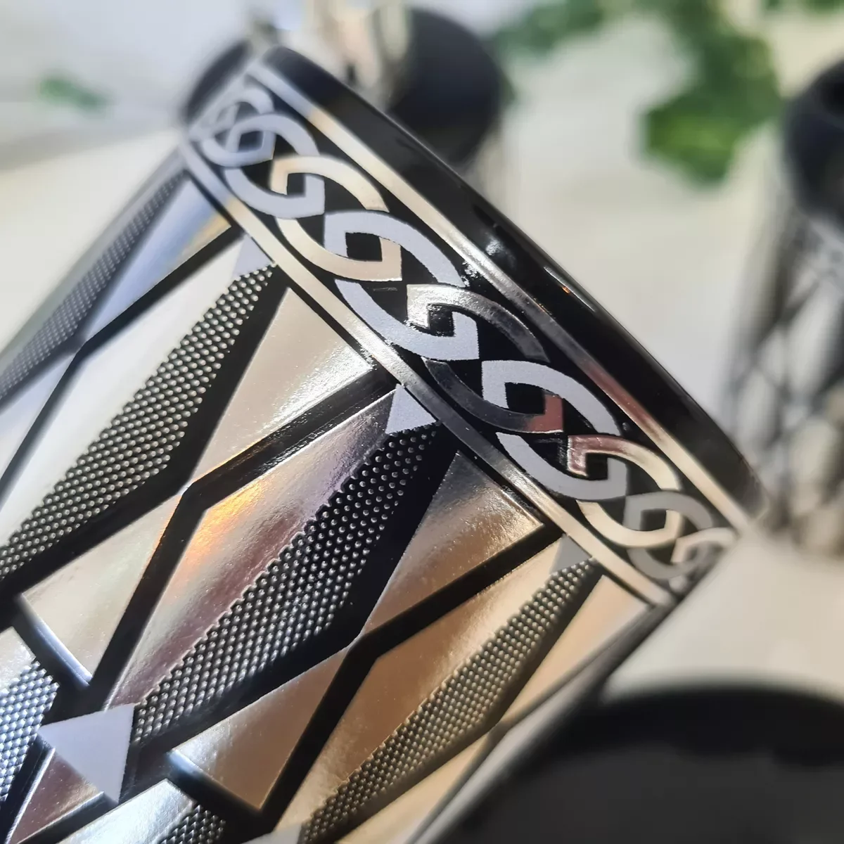 Ver imagem 4 de Kit Banheiro Luxo Prata Lavabo 4 Peças Porta Sab Liquído Escova