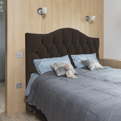 Cabeceira Casal Cama Box Botões Provençal Café Suede com Pés 120cm Altura Rbl