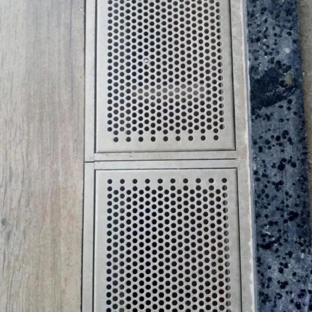 Ralo Linear Perfurado Inox Grelha 15x100 Prata Anti-Insetos - 2