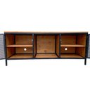 Ver imagem 2 de Rack de Madeira e Ferro Modelo Industrial com 2 Portas de Chapas - Cores Preto e Castanheira