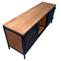 Rack de Madeira e Ferro Modelo Industrial com 2 Portas de Chapas - Cores Preto e Castanheira - 10