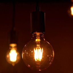 Lâmpada Filamento LED G80 4W Vintage Retro Âmbar Bivolt - 3