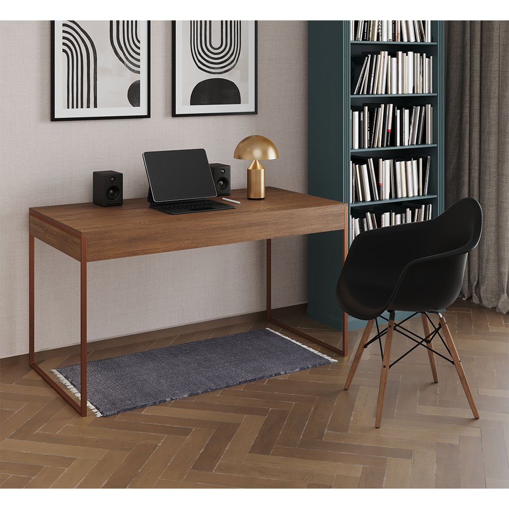 Escrivaninha Home Office Estilo Industrial Malta Amêndoa 137x53cm Base Cobre com 1 Poltrona Preta Ea - 1