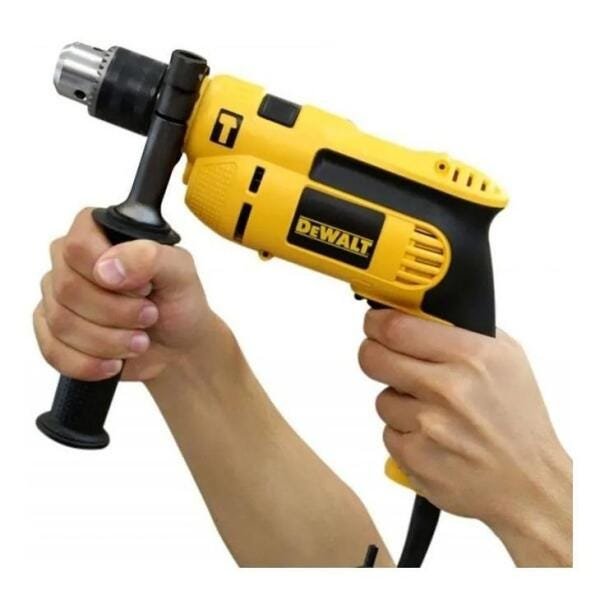 Furadeira de Impacto Industrial DeWalt DWD502-B2 710 Watts – 220 Volts - 2