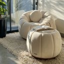 Ver imagem 3 de Kit Poltrona Decorativa c/Puff e Almofada Concha Veludo Bege - Montanaris Decor