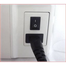 Máquina Automática para Bordar, Marca Janome, Modelo Memory Craft 230E, Completa Com Todos os Perten - 11