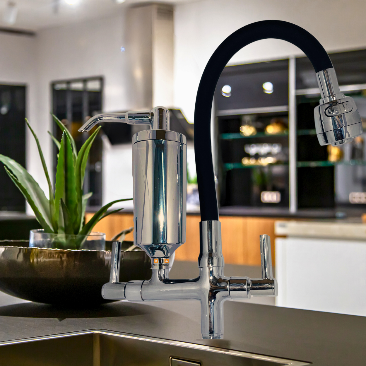 Torneira Metal Inox com Filtro Preto Flexível Preta Chuveirinho Prata Gourmet Pia Cozinha Bancada Lu - 4