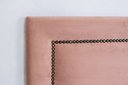 Ver imagem 3 de Cabeceira King Reta Luxo 193x60 Veludo Rosê  - Tachas Fumê