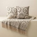 Ver imagem 2 de Kit Manta e Almofadas Decorativas para Sofá Arabesque Caramelo - Nexta Casa