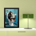 Ver imagem 1 de Quadro Divertido Banheiro Chipanzé com Jornal 33x24cm - com Vidro:moldura Preta