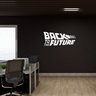 Adesivo de Parede Logo Filme de Volta para o Futuro Inglês Back To The Future Kanto Store Branco - 2
