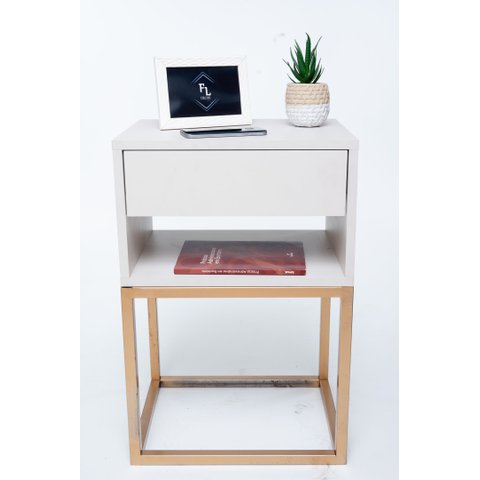 KIT 2 Mesas De Cabeceira Industrial OFF WHITE 30cm BASE DOURADA - Enviamos MONTADO