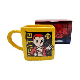 CANECA QUADRADA STRANGER THINGS ELEVEN WAFFLE DERMOGORGON AMARELA - 5