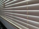 Ver imagem 5 de Persiana Horizontal Bambu 50mm Patina 120 (L) X 220 (A) cm Marrom 1,20 x 2,20 m Cortina Madeira Luxo