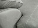 Ver imagem 5 de Sofá de Couro Hannover 3 Lugares com Chaise Baú Esquerda - Soft Gray